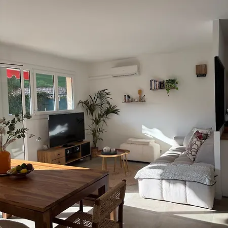 Апартаменти Cozy - Sunny Terrace Avec Clim Et Parking *